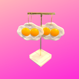 Eggie Bewbz